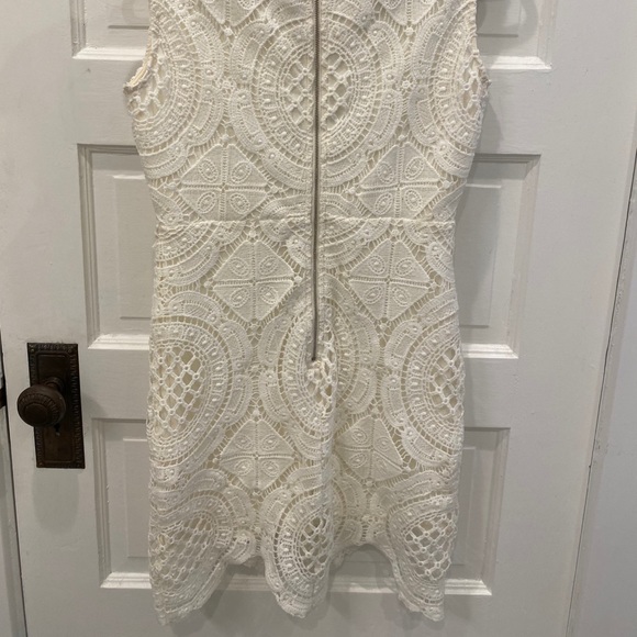 BOHEMIAN STYLE WHITE DRESS - Picture 3 of 3